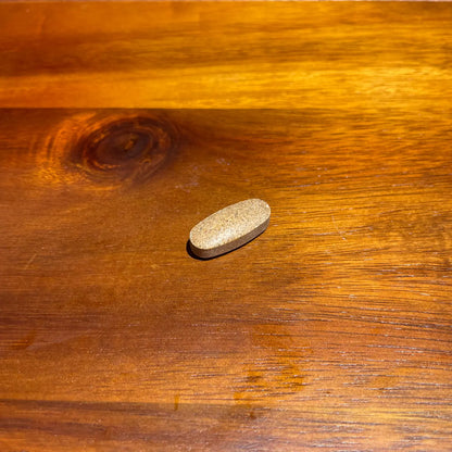 Fotografía de una píldora de la vitamina Multiwoman Izzilife easy life izilife isilife issilife